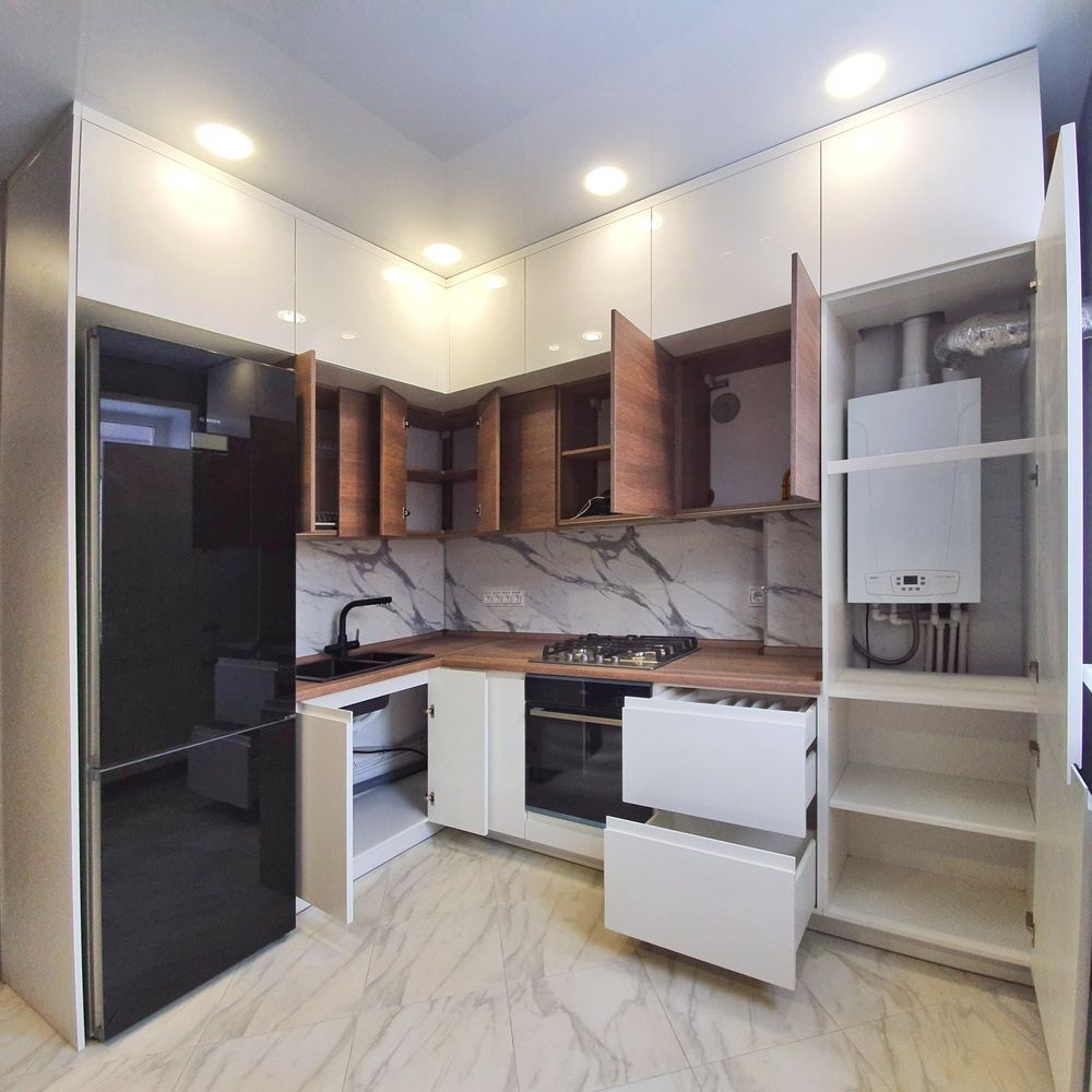 Белый кухонный гарнитур-Кухня МДФ в эмали «Модель 529»-фото4